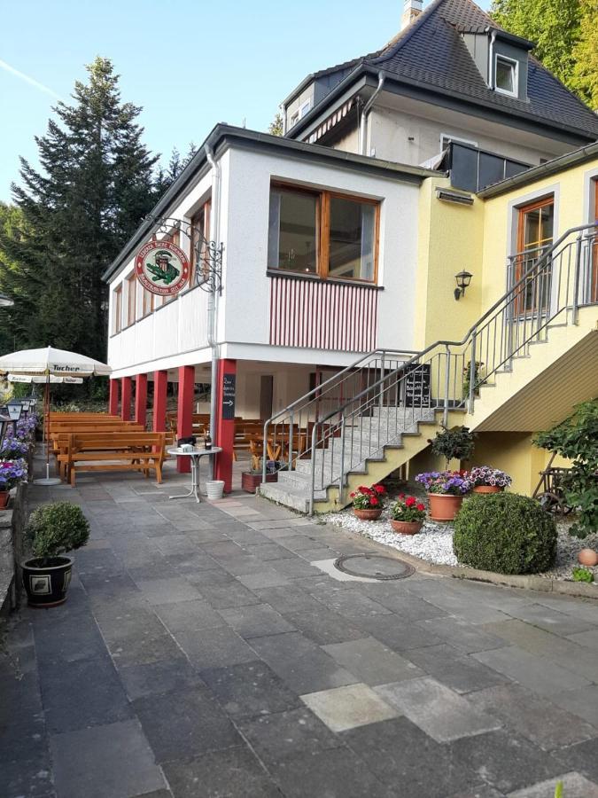 Hotel Landgasthof Frankenstern 格斯韦因斯泰因 外观 照片