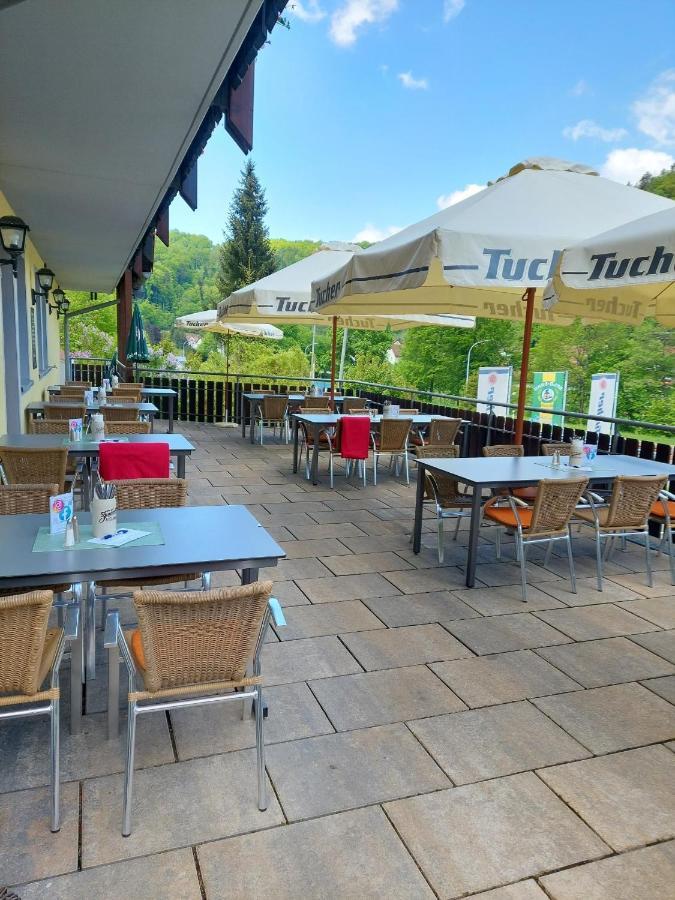 Hotel Landgasthof Frankenstern 格斯韦因斯泰因 外观 照片
