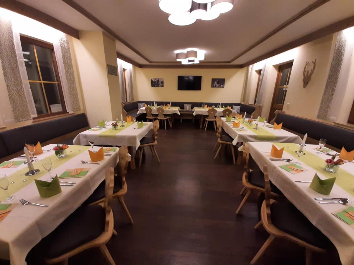 Hotel Landgasthof Frankenstern 格斯韦因斯泰因 外观 照片