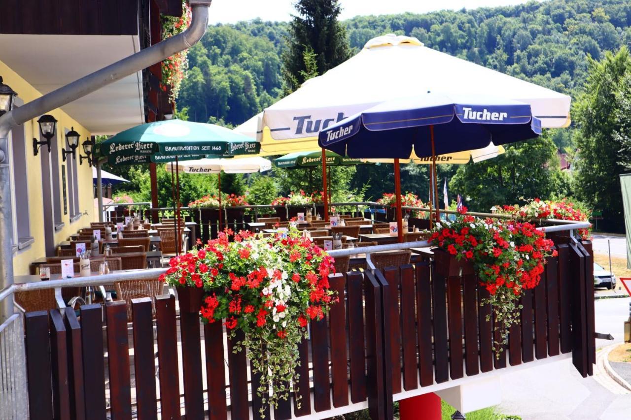 Hotel Landgasthof Frankenstern 格斯韦因斯泰因 外观 照片