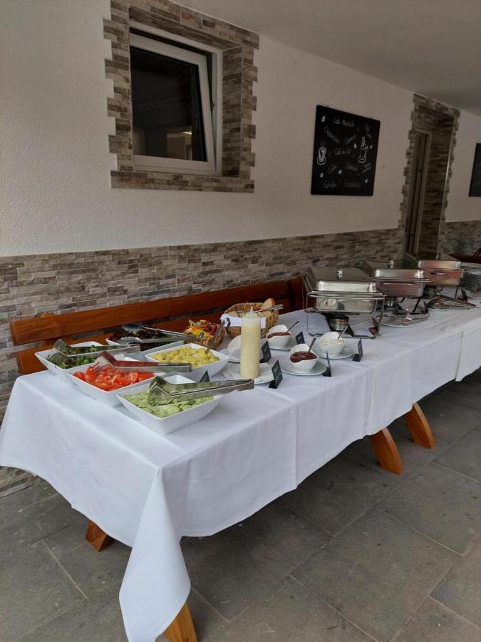 Hotel Landgasthof Frankenstern 格斯韦因斯泰因 外观 照片