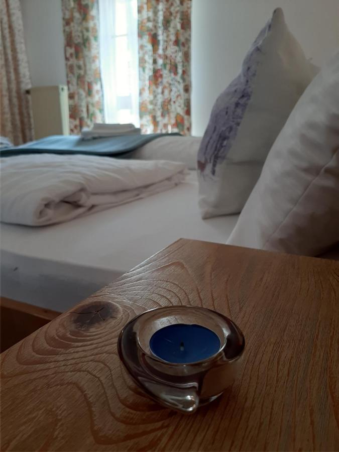 Hotel Landgasthof Frankenstern 格斯韦因斯泰因 外观 照片