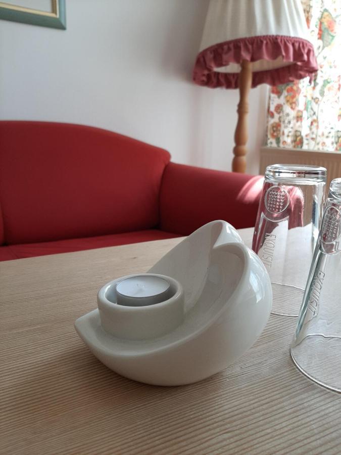 Hotel Landgasthof Frankenstern 格斯韦因斯泰因 外观 照片